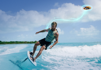 <p>Virtual tether keeps <br/>AQUA close to you</p>