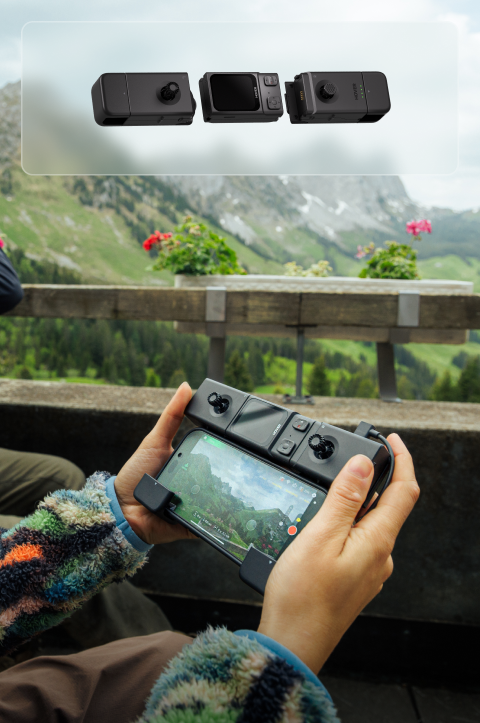 <p>Two-handed control</p>